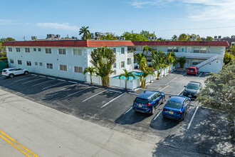 RAM Lighthouse Apartments in Lighthouse Point, FL - Building Photo - Building Photo