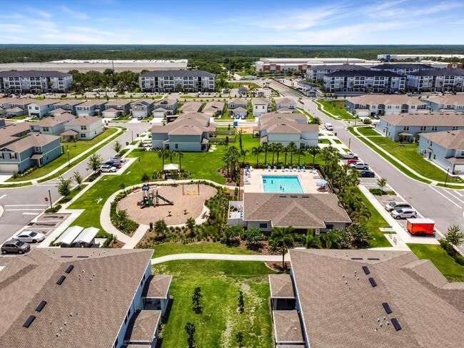 1721 Delightful Dr in Davenport, FL - Building Photo - Building Photo