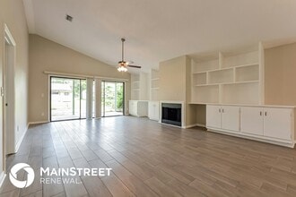 969 Belleflower Dr in Port Orange, FL - Building Photo - Building Photo