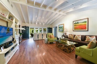1111 Placetas Ave in Coral Gables, FL - Building Photo - Building Photo