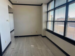 26 North St, Unit 5A in Middletown, NY - Building Photo - Building Photo