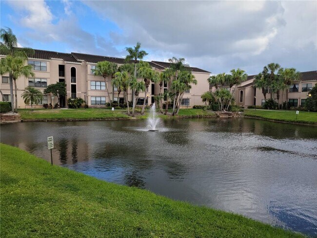 2846 S University Dr, Unit 4306 in Davie, FL - Foto de edificio - Building Photo