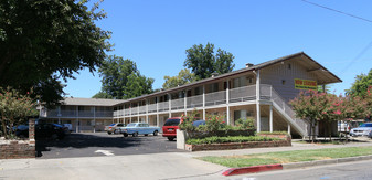 College Manor Apartments