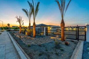 The Palms Luxury Condominiums in Fresno, CA - Building Photo