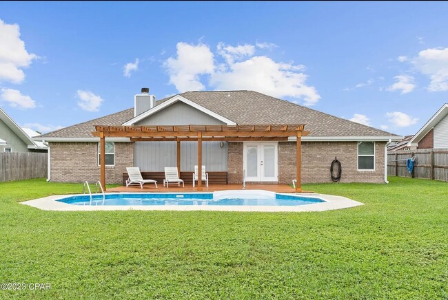 1627 Santa Anita Dr in Lynn Haven, FL - Building Photo - Building Photo