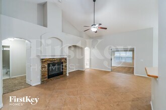 1566 Walnut Creek Dr in Orange Park, FL - Building Photo - Building Photo