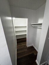12940-12118 118 Ave NW in Edmonton, AB - Building Photo - Building Photo