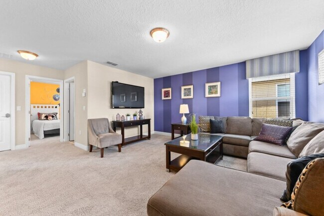 4425 Acorn Ct in Davenport, FL - Foto de edificio - Building Photo