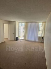 222 Lili?uokalani Ave in Honolulu, HI - Building Photo - Building Photo