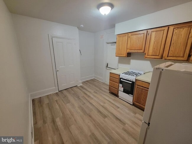 551 Cherry St in Norristown, PA - Foto de edificio - Building Photo