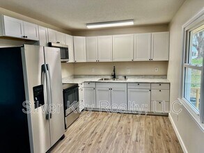 206 Riggs St in Athens, TN - Building Photo - Building Photo