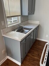 2411 S Fraser St, Unit 2-Bedroom in Georgetown, SC - Foto de edificio - Building Photo