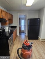 125 Main St in East Greenville, PA - Building Photo