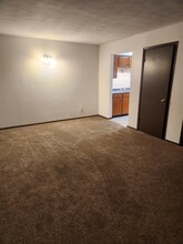 212 N 44th St, Unit #16 The Danielle in Belleville, IL - Building Photo - Building Photo