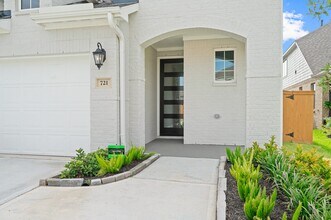 721 Ocean Palms Dr in Katy, TX - Building Photo - Building Photo