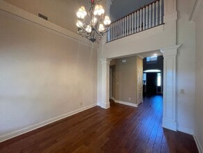 5580 Hollister Dr in Montgomery, AL - Foto de edificio - Building Photo