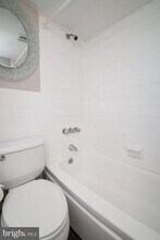 2135 Walnut St in Philadelphia, PA - Building Photo - Building Photo