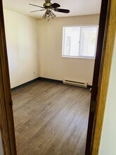 505 Louis J Ave in Talent, OR - Building Photo - Building Photo