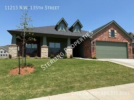 11213 NW 135th St in Piedmont, OK - Building Photo