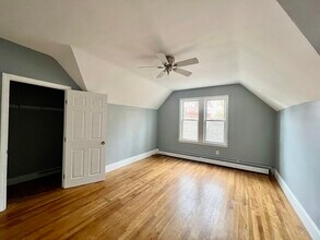 7 Beacon St in Attleboro, MA - Building Photo - Building Photo