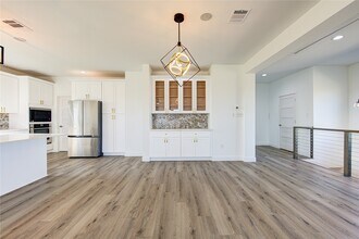 21201 Scissor Tail Ln in Jamaica Beach, TX - Building Photo - Building Photo