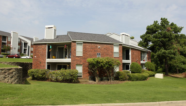 Pleasant Woods in Little Rock, AR - Foto de edificio - Building Photo