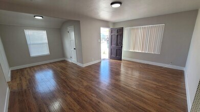 1111 Flora St in Barstow, CA - Building Photo - Building Photo