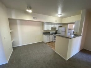 2615 W Gary Ave in Las Vegas, NV - Building Photo - Building Photo