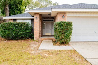 6546 Rambler Dr in Pensacola, FL - Building Photo - Building Photo