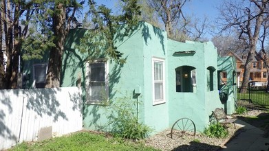 Creek Top Cottages in Council Bluffs, IA - Building Photo - Building Photo