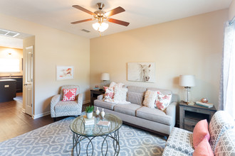 Rivendell Woods Townhomes in Antioch, TN - Foto de edificio - Interior Photo