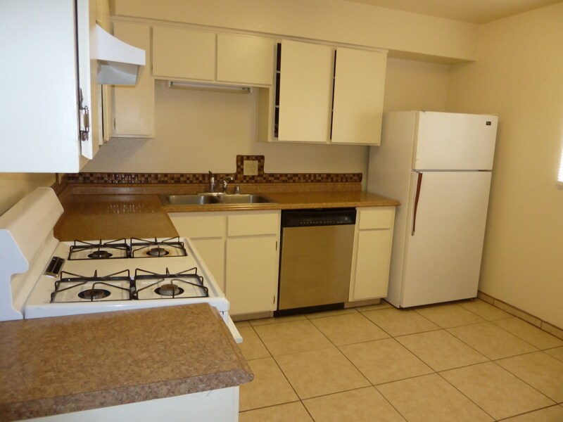 246 Vermont St NE-Unit -A in Albuquerque, NM - Foto de edificio