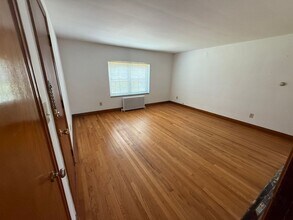 36 Clinton St in Rensselaer, NY - Building Photo - Building Photo