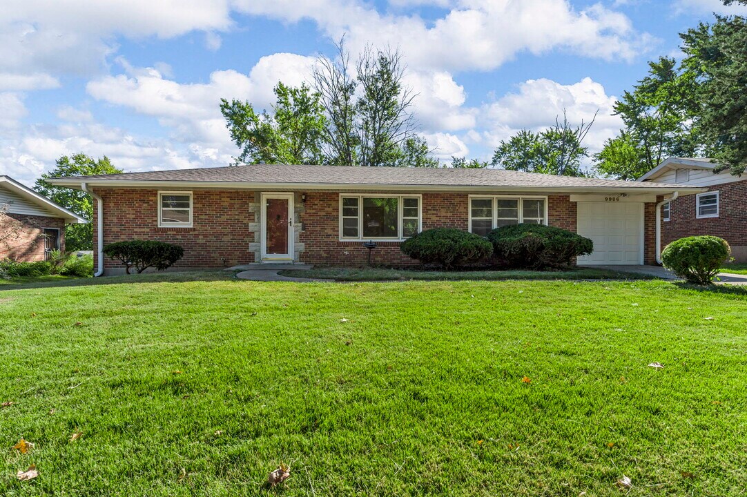9986 Northampton Dr in St. Louis, MO - Building Photo