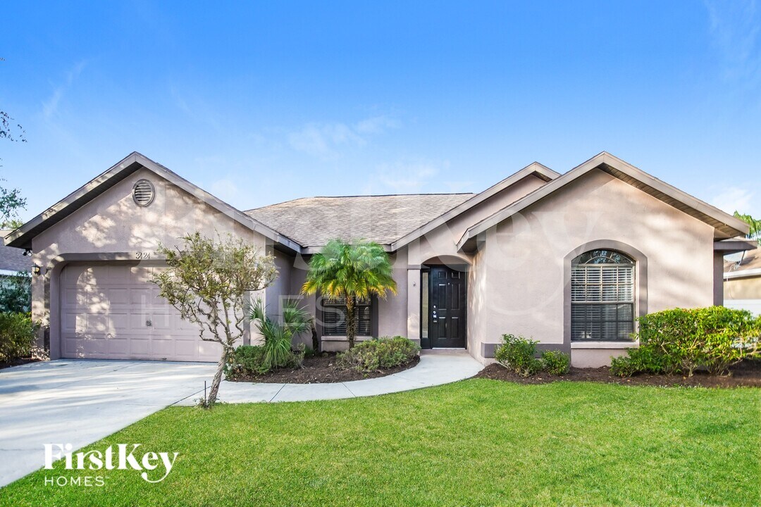 3424 68th St Cir E in Palmetto, FL - Foto de edificio