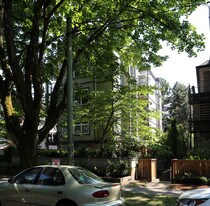 Tuscany in Vancouver, BC - Building Photo