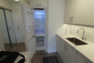 36-2036 Elm Dr in Mississauga, ON - Building Photo - Building Photo