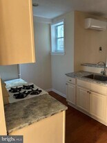 411 McKean St in Philadelphia, PA - Building Photo