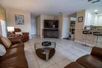 2704 Prestwick Ln in Kissimmee, FL - Foto de edificio - Building Photo