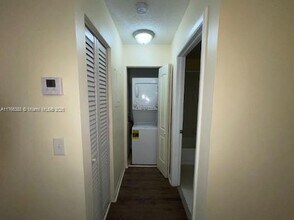 10428 NW 8th St in Pembroke Pines, FL - Building Photo - Building Photo