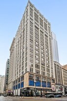8 W Monroe St in Chicago, IL - Building Photo