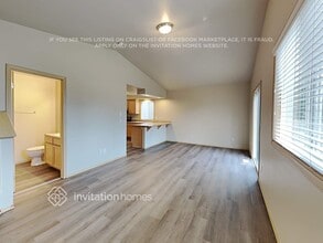 10504 56th Dr NE in Marysville, WA - Foto de edificio - Building Photo