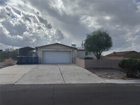 2454 Ripple Dr in Bullhead City, AZ - Building Photo