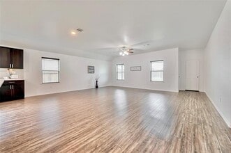 5435 Still Creek Ranch Dr in Richmond, TX - Building Photo - Building Photo