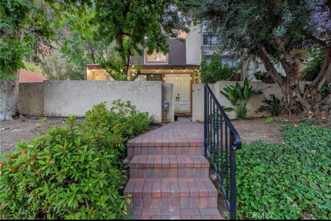 property at 6121 Shoup Ave