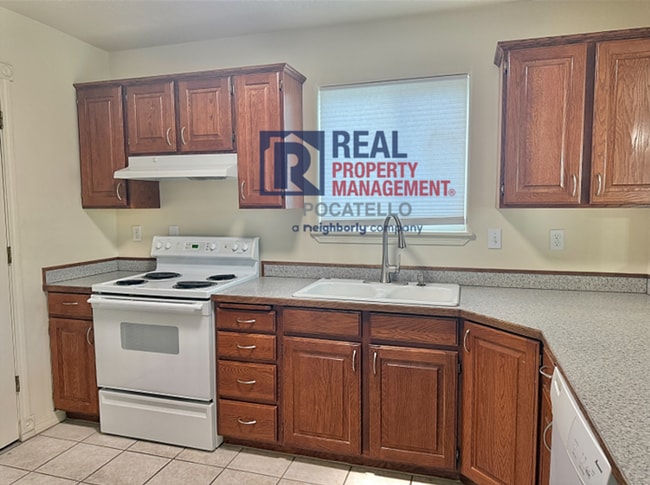4734-4736 Heidi Ct in Chubbuck, ID - Building Photo - Building Photo