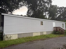140 E Ensley St in Pensacola, FL - Building Photo