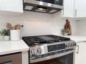 511 17th St in Union City, NJ - Building Photo - Building Photo
