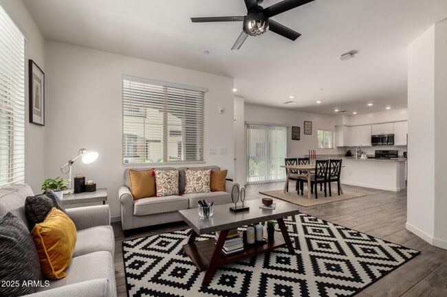 property at 2720 S Decatur Dr