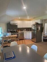 2 Lotowana Ln, Unit #2 in Stony Brook, NY - Building Photo - Building Photo